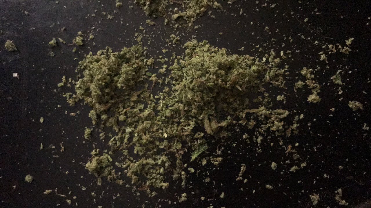 One more bong rip before bed 🛏