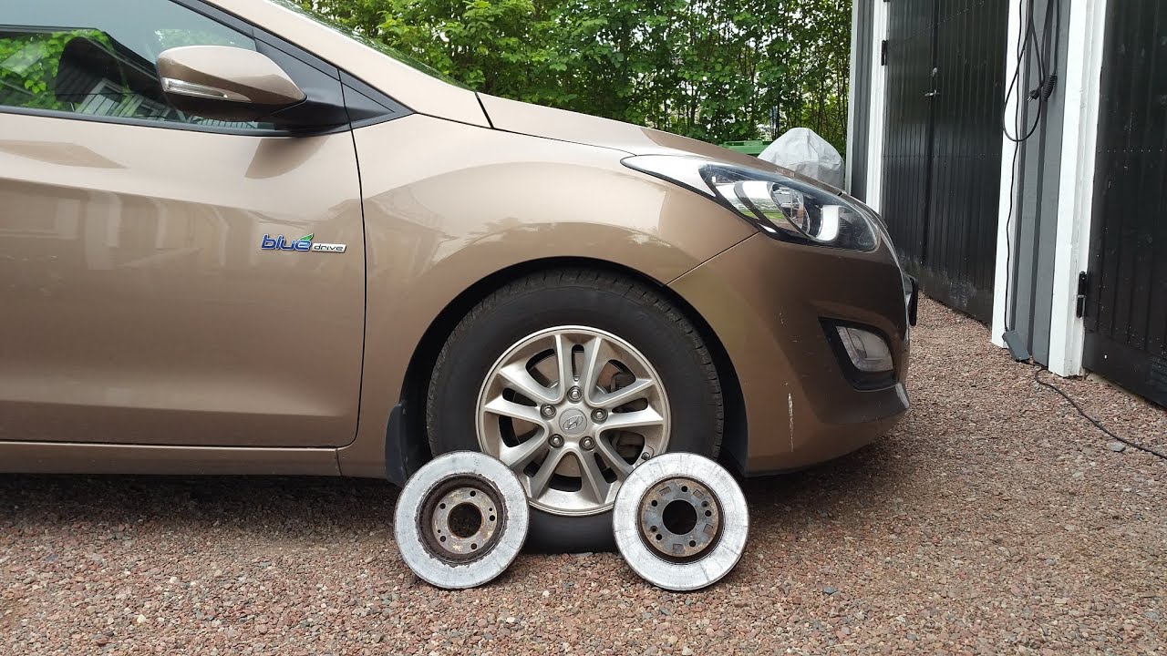 Hyundai i30, byte bromsskivor fram