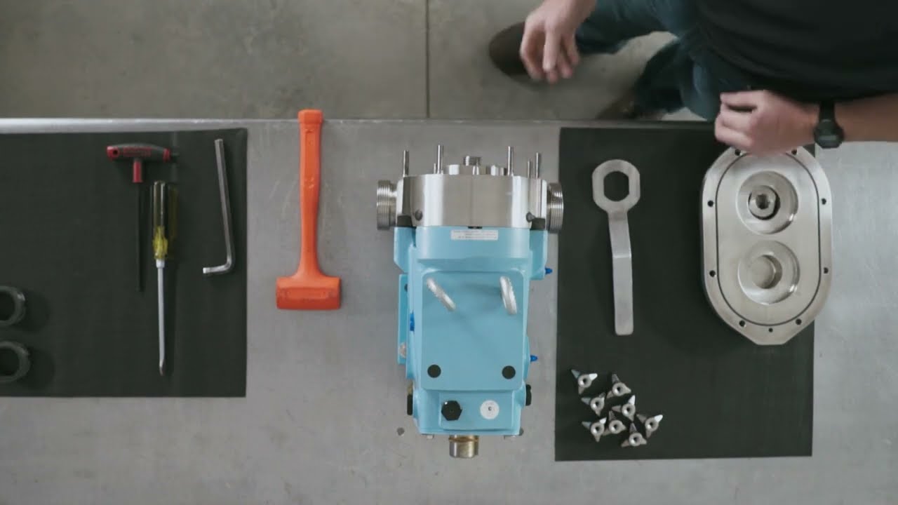 Universal 1 PD Pump Maintenance