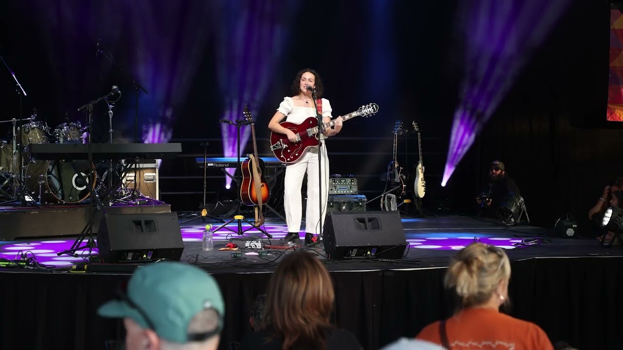 Mia Kelly - Si j'étais franche - LIVE