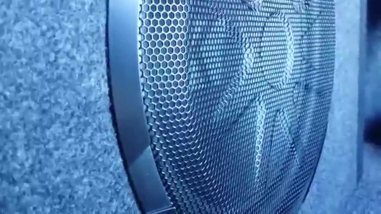 Kicker BassStation 10