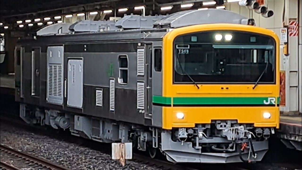 《水戸線分割併合訓練に伴う送り込み回送(高崎～下館)》GV-E197系200番台高ｸﾝTS08編成が単機で大宮駅⑪を警笛を鳴らして出発！(回9591D)