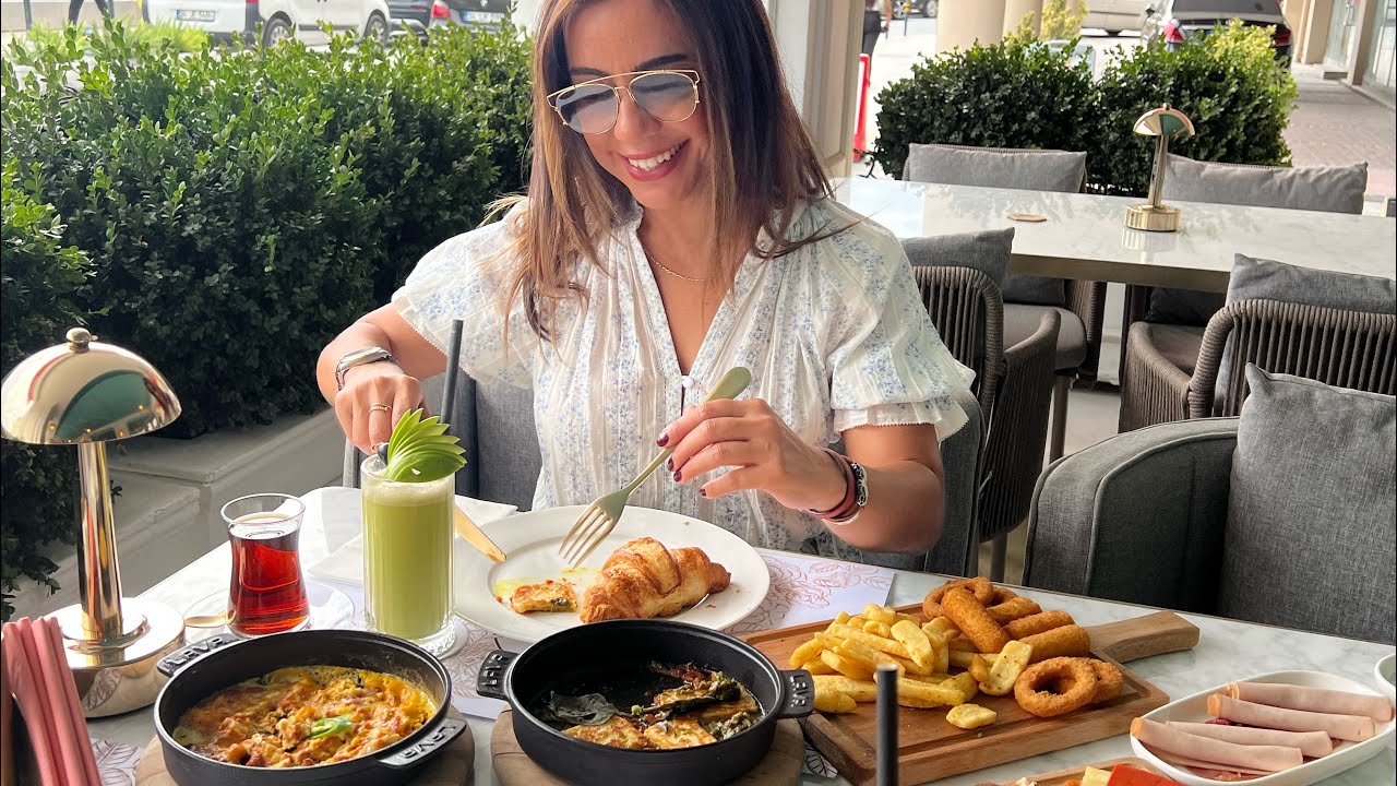 L’Etoile Restaurant - Karaköy Galataport’ta Harika Kahvaltı, Tatlılar ve Yemekler