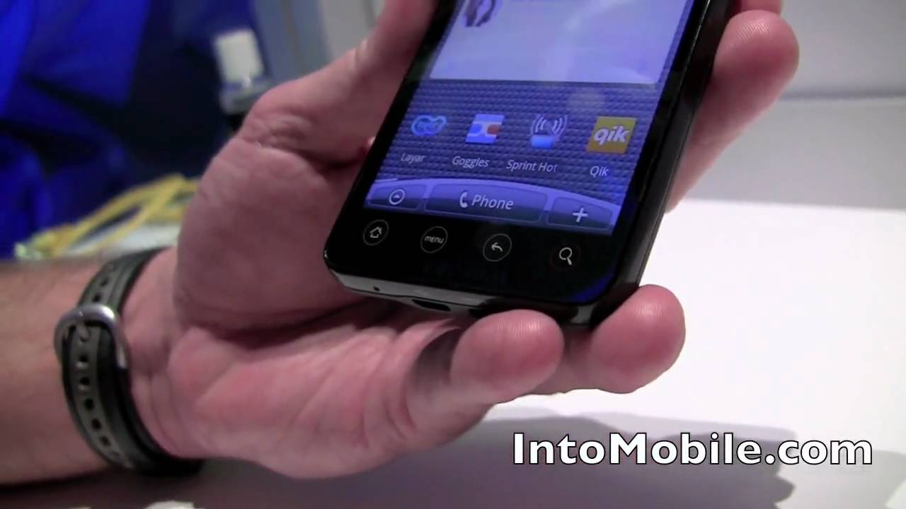 A look at HTC EVO 4G apps and features