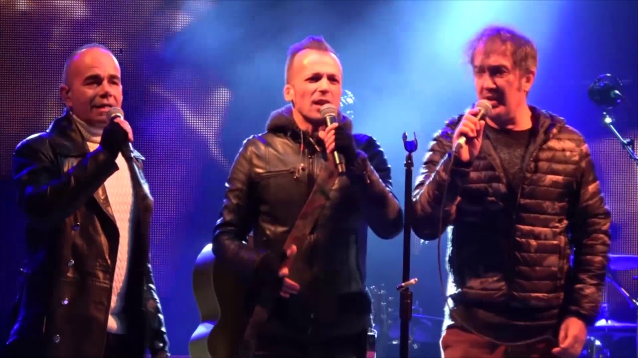 Tazenda - Carrasecare (Live Villanovaforru)