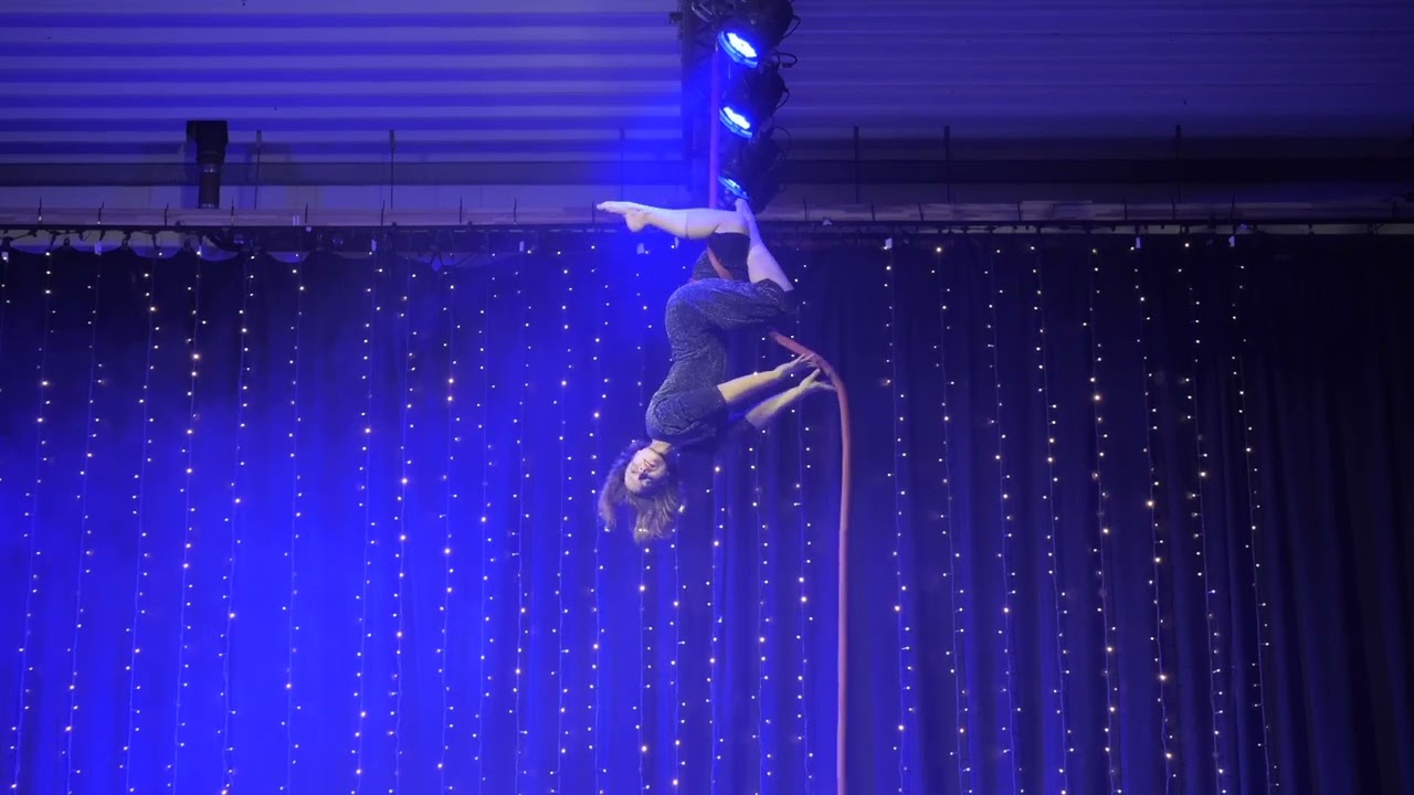 Vertical rope trailer