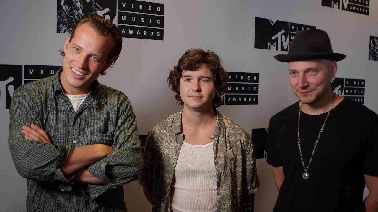 Lukas Graham MTV VMA 2016 White Carpet Fashion Walk