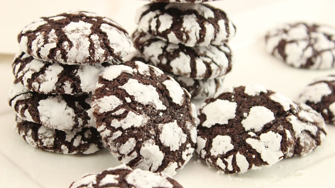 Chocolate Crinkles I chewy, saftig & super schokoladig