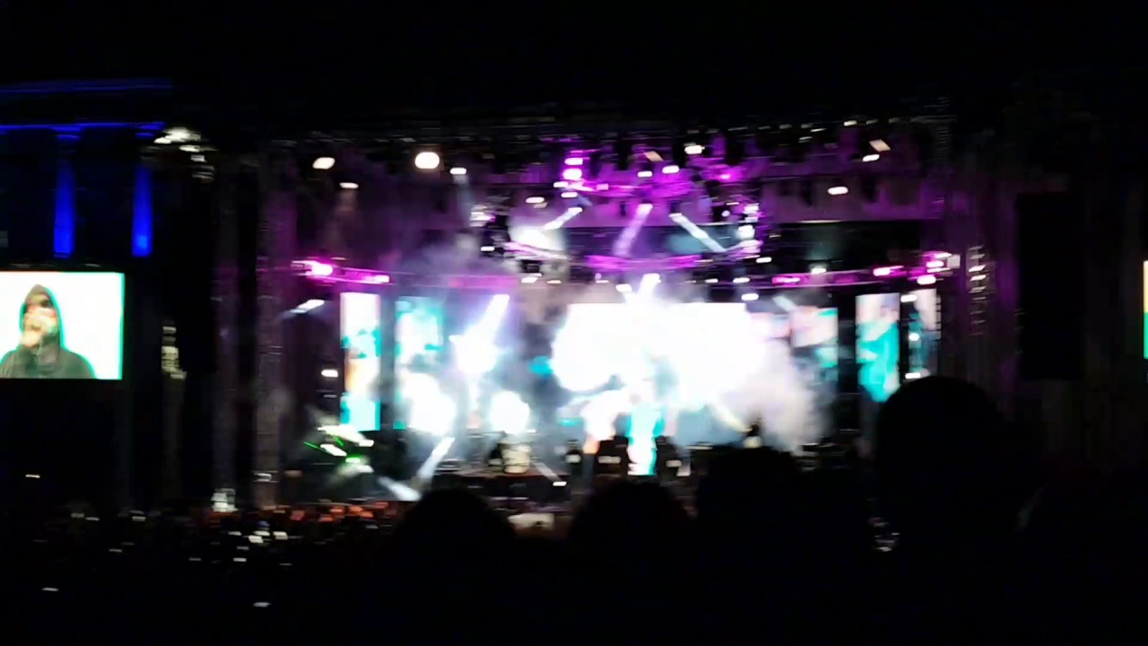 Carla's Dreams - AntiCSD (Concerte la Arenele Romane 13 Mai București) [VERSURI]
