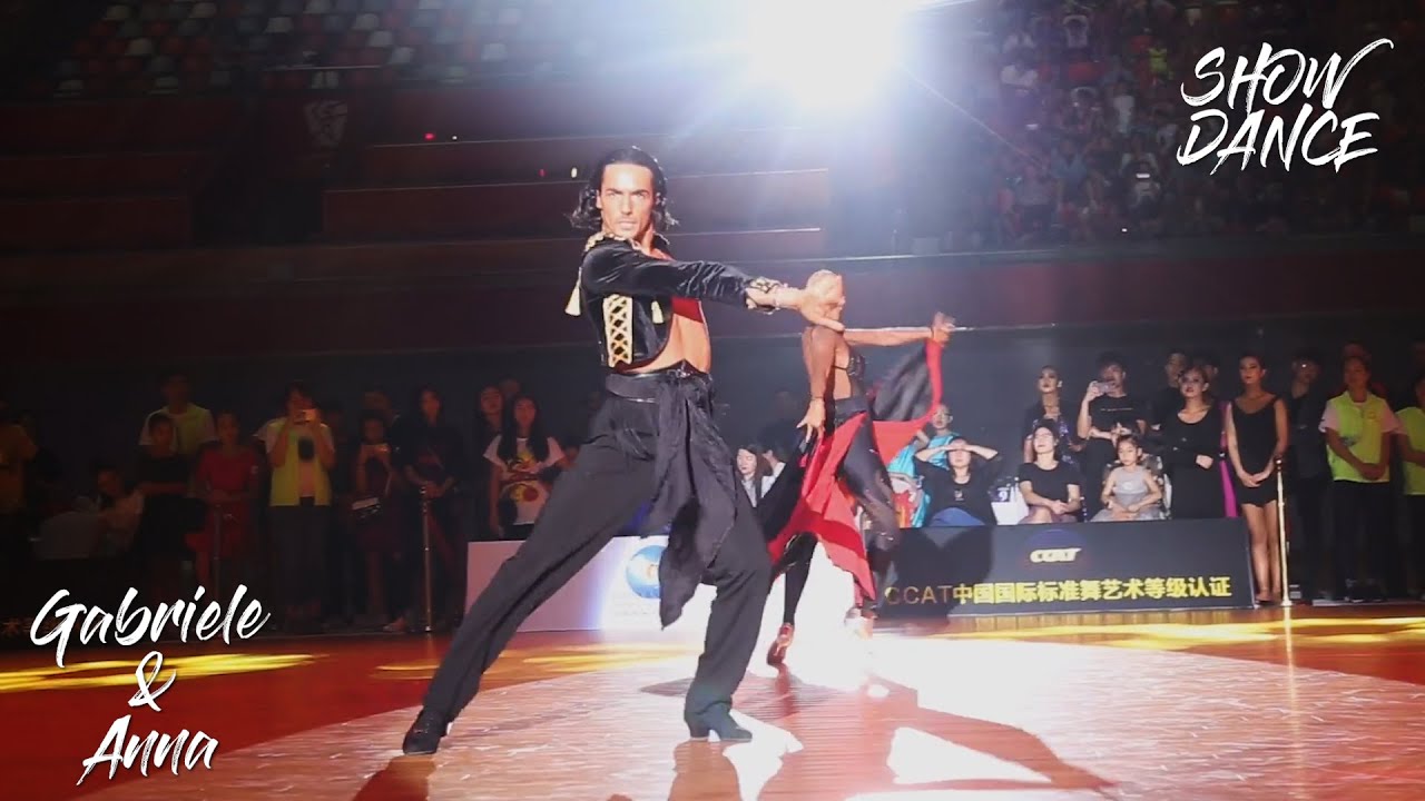 Gabriele Goffredo - Anna Matus I Showdance Paso Doble