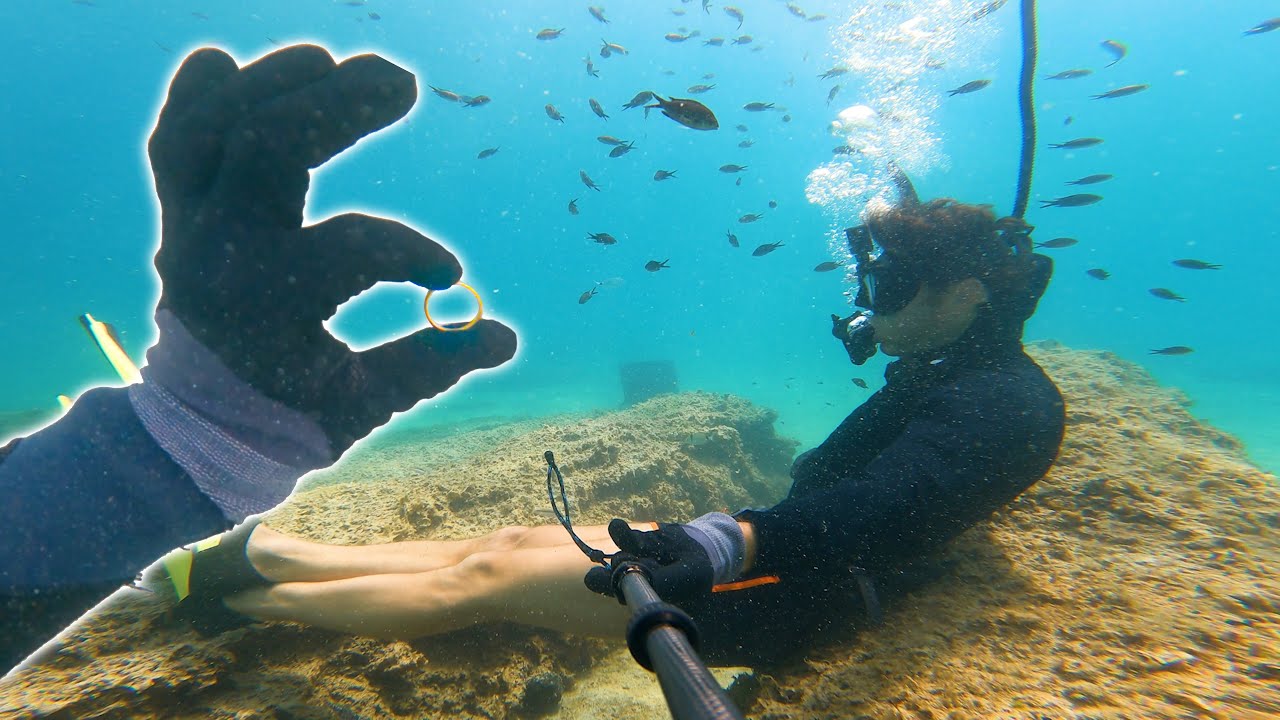 Relitto delle Colonne Roman Shipwreck Dive and finding Gold - metal detecting underwater