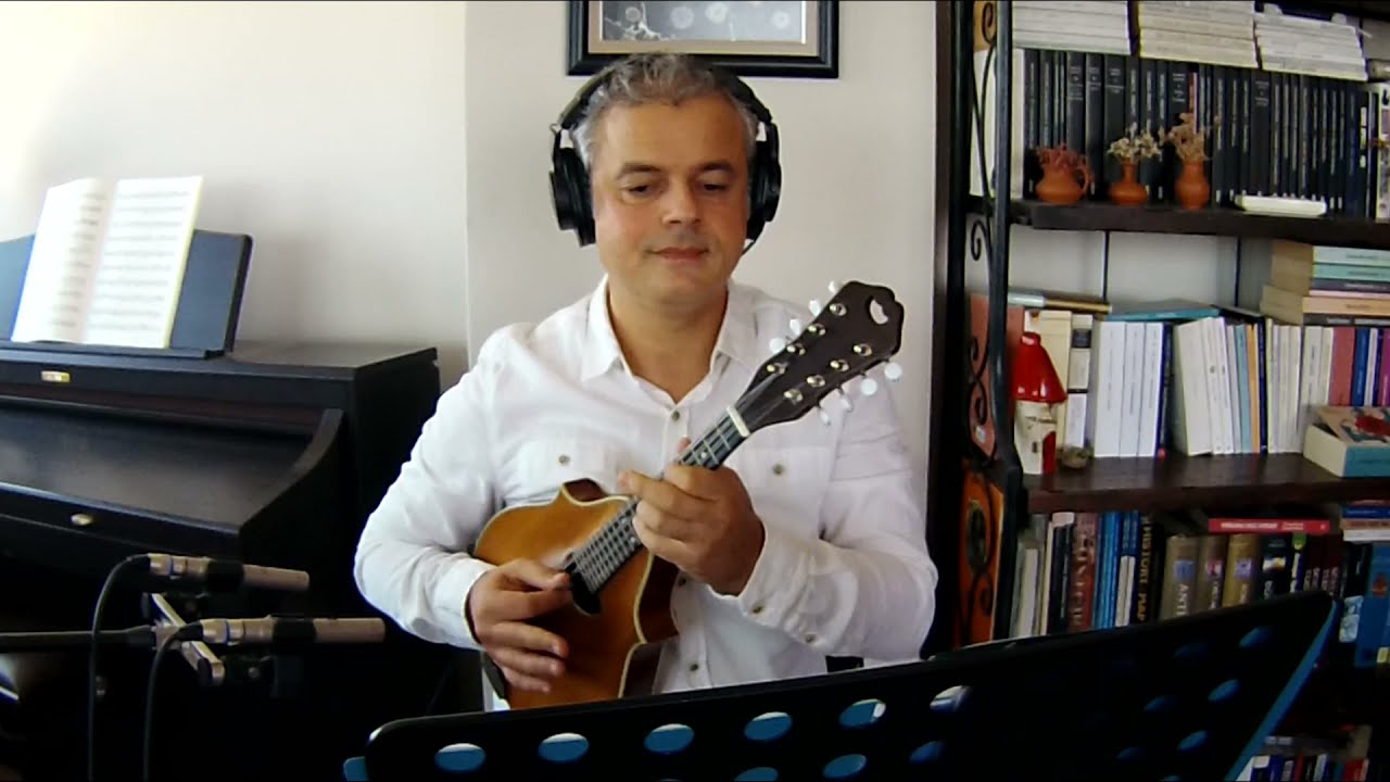 Vivaldi: Mandolin Concerto in C Major, RV 425: 1. Allegro