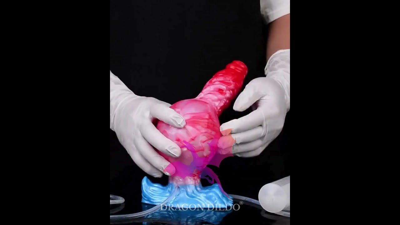 Inflatable & Ejaculating Dragon Dildo&reg;