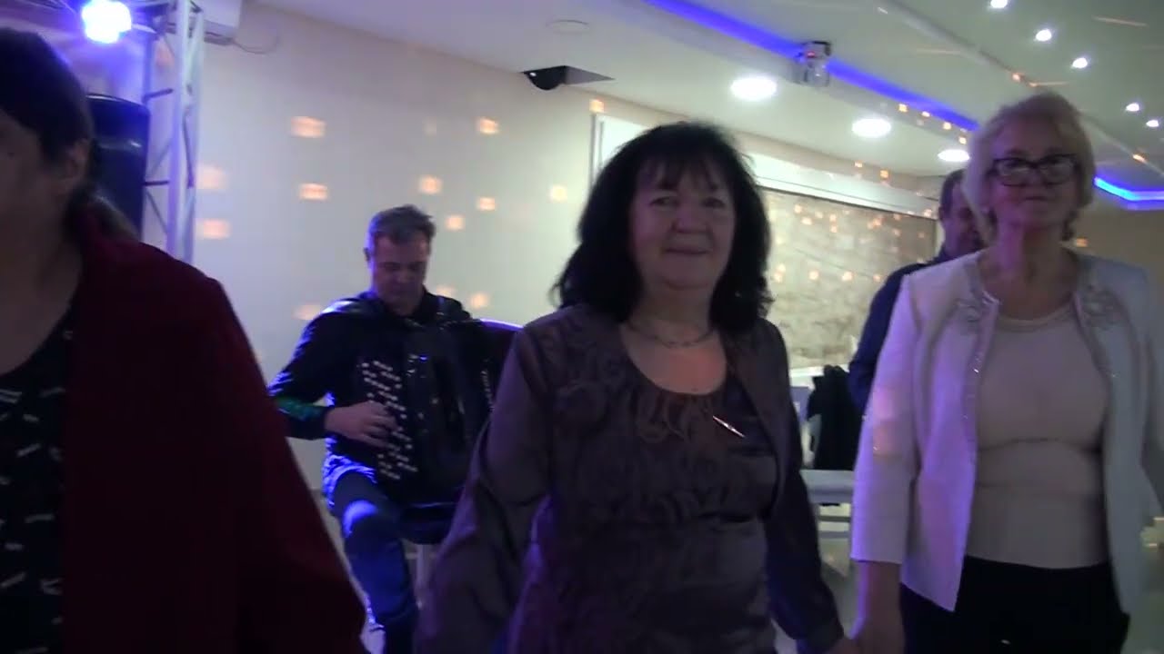 VESELJE S LJUBAVLJU🎄 Doček pravoslavne uz veterane narodnih veselja 