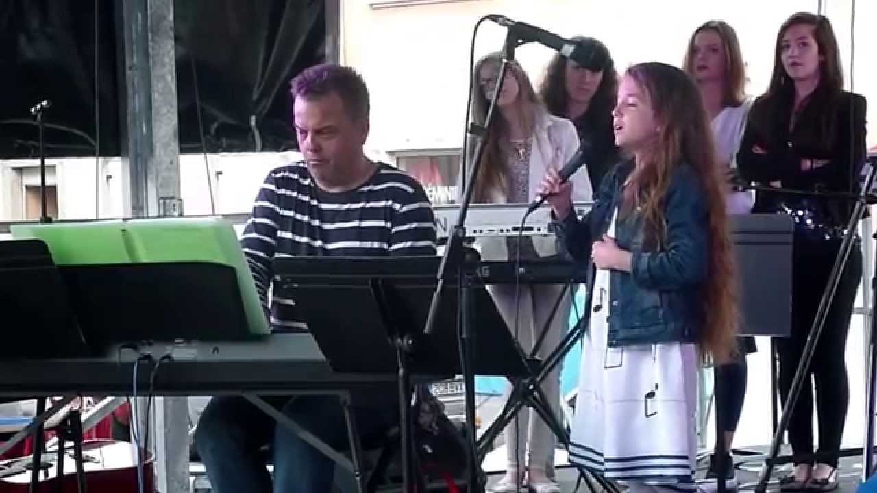 Erza à la fête de la Musique à Sarralbe 2015-05