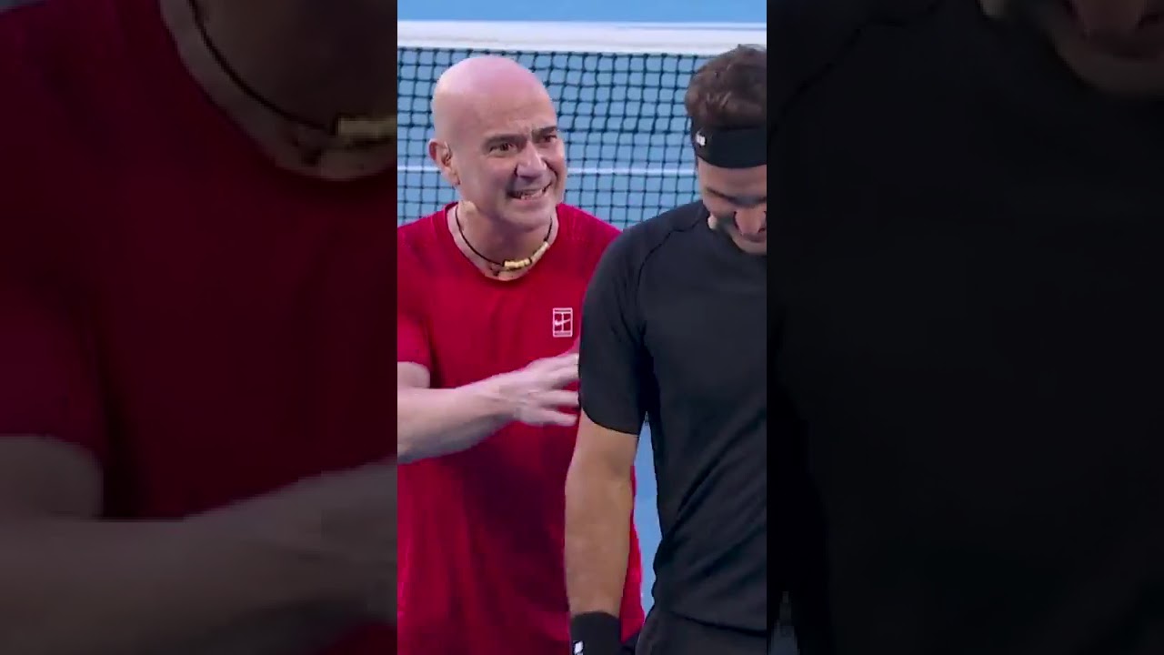 AGASSI BRINCA COM ROGER FEDERER SOBRE BACKHAND COM 2 MÃOS! 