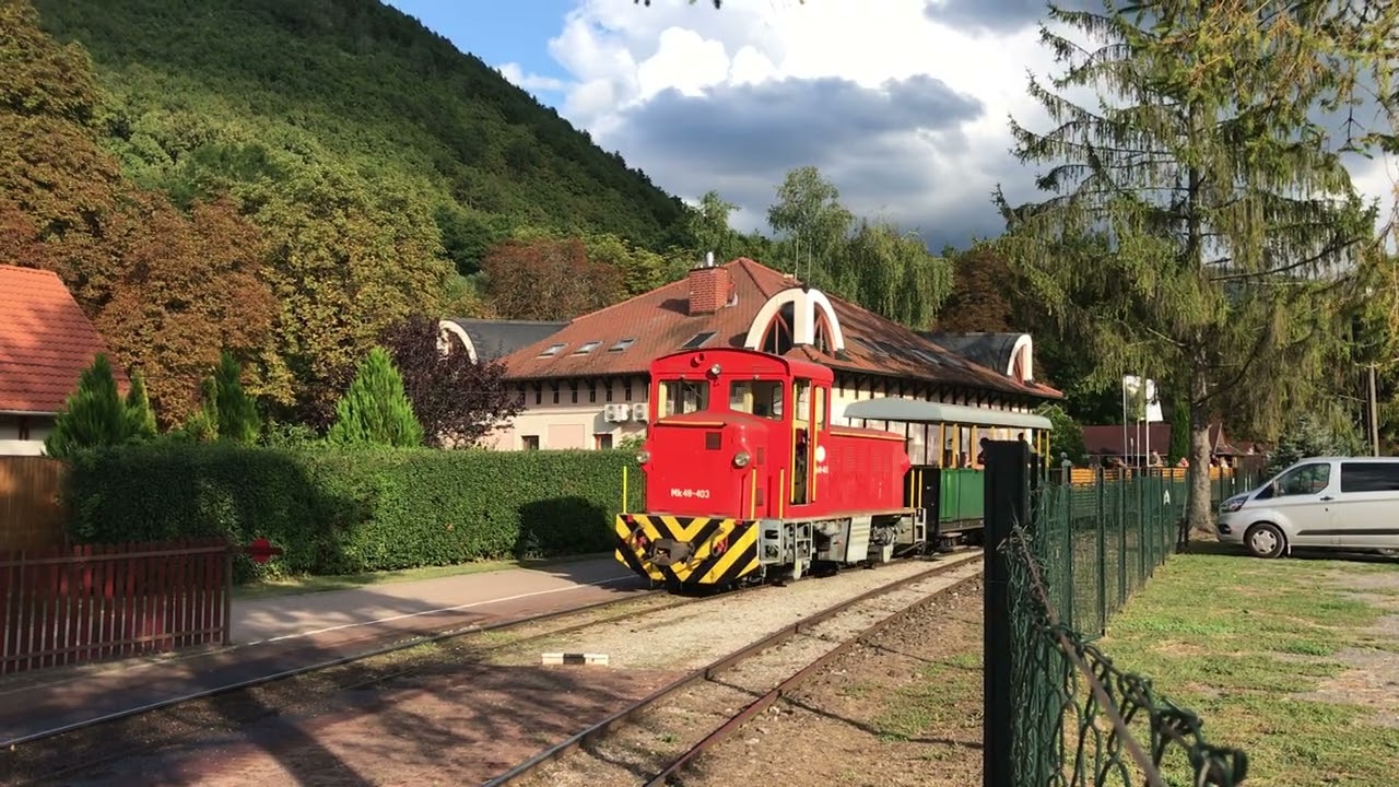 Waldbahn Szilvásvárad bei der Ankunft aus dem Bükki Nemzeti Park