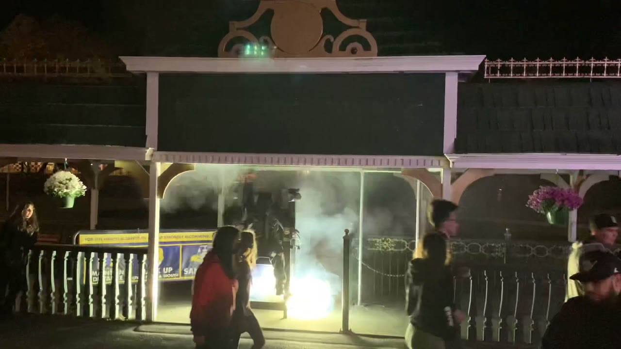 ScrEEEmfest/Canobie Lake Park-The Electric Chair