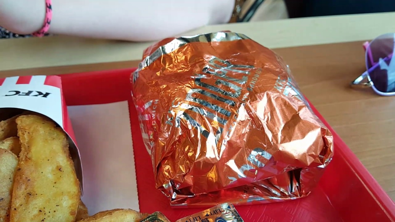 Does the KFC Zinger Taste Good or Does It SUCK?