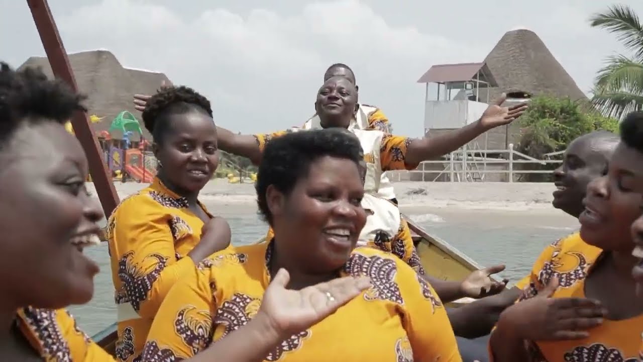 Iyo nibutse by Komezagusenga Choir Official Video