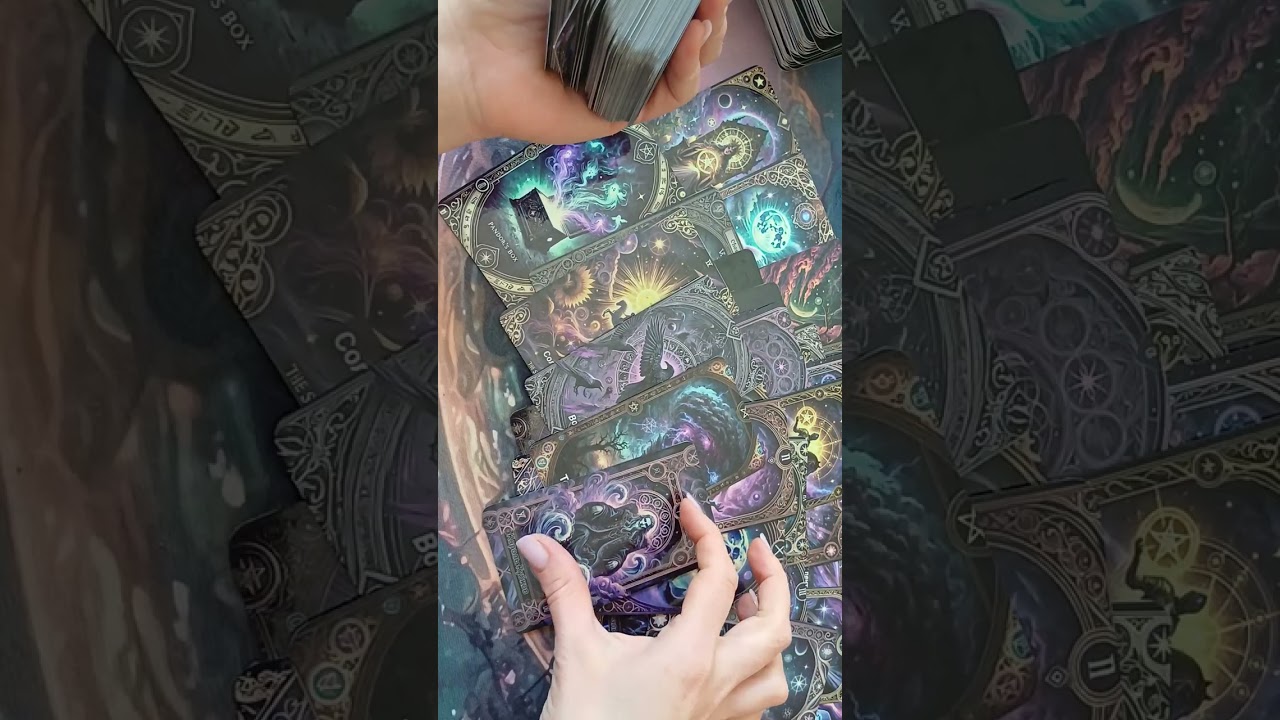 Что ждёт нас в ближайшем будущем? 🤗😇🌹💝 #shortvideo #tarot #shorts #s