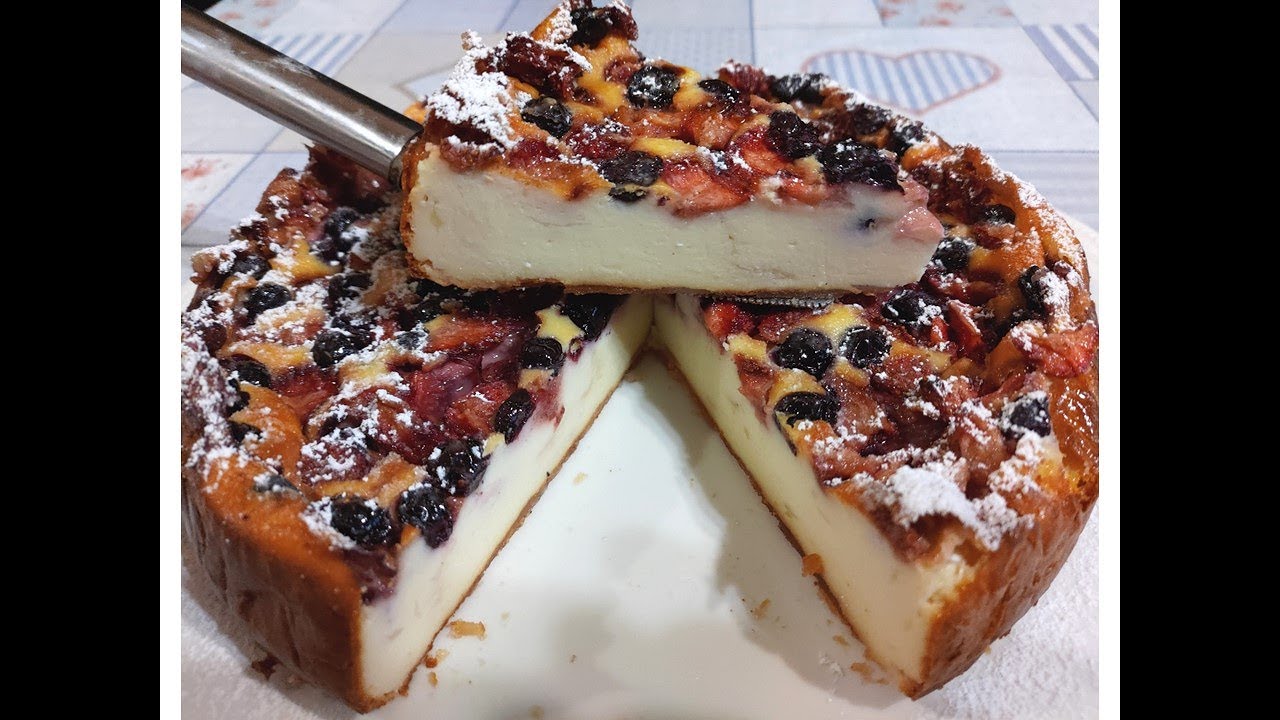 G&acirc;teau fromage blanc-fruits rouges/Чизкейк с ягодами/Berry cheesecake/Cheesecake cu fructe de padure