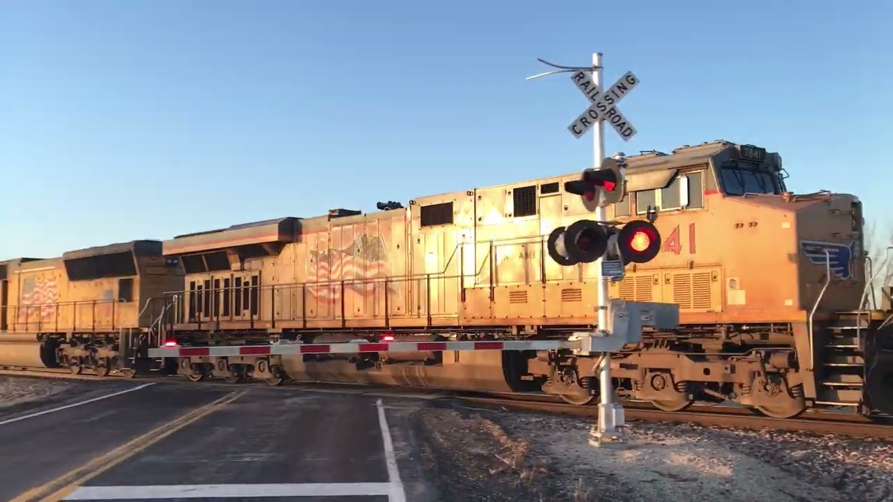 3 MCHALs and A Tanker Train with a NS Duo on the Adams Subdivision