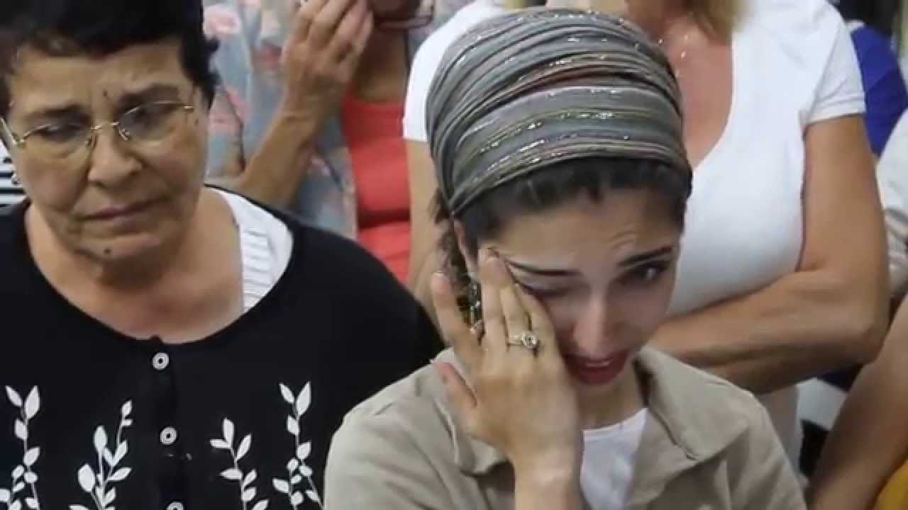 הפרשת חלה עם ענת