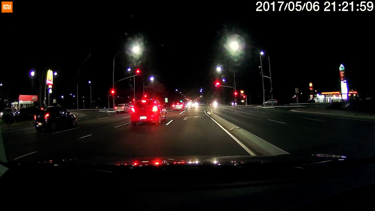 Red Light Speed Camera Flashes - Dash Cam Australia