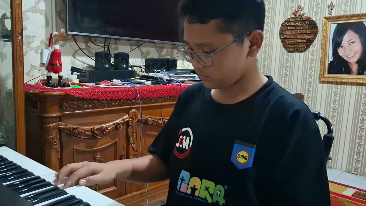 Ku Masuk Ruang Maha Kudus - cover by: Amadeo Alfa Tarigan