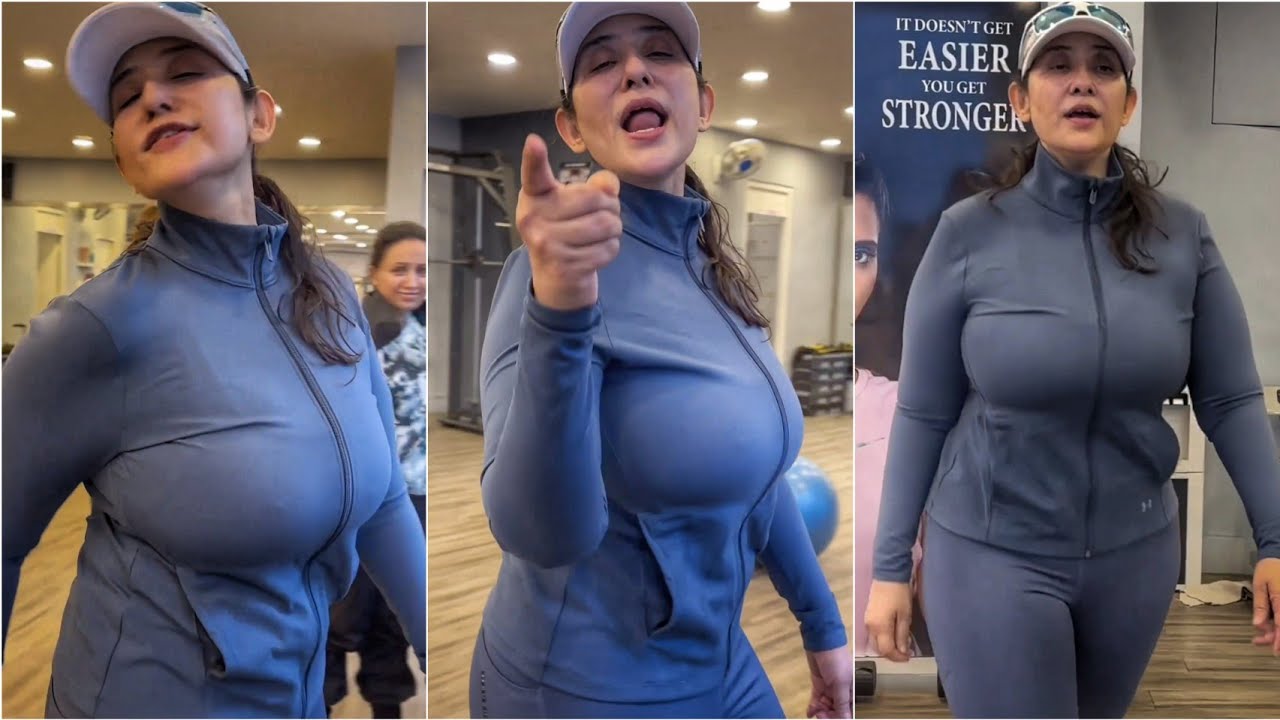 Hot Beautiful Bollywood Actress Manisha Koirala Viral Video❣️😘  #youtubeshorts #shorts #viral