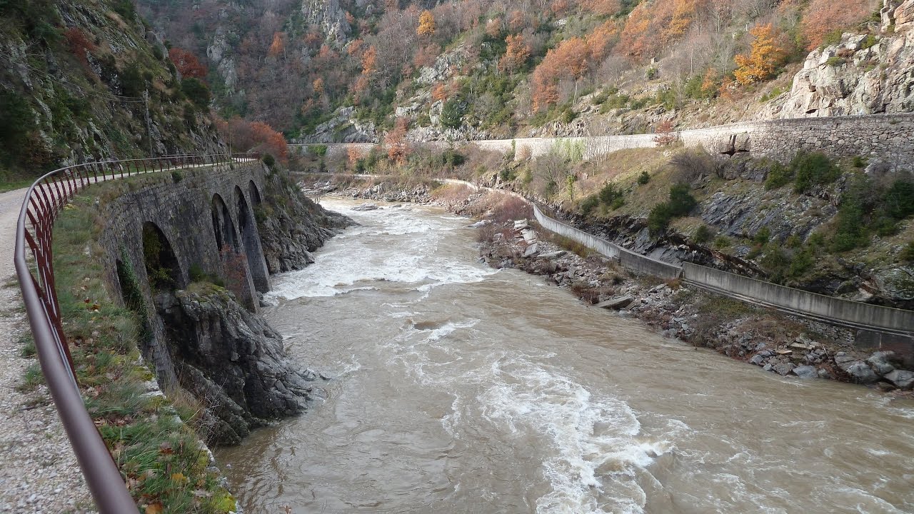 l'Eyrieux en crue, du Cheylard au Pont de Chervil