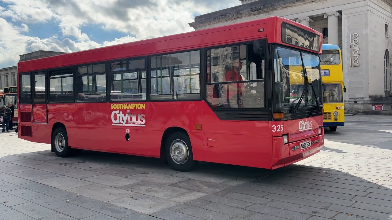 Dennis Dart SLF / Plaxton Pointer | N325ECR | Ex Southampton Citybus | Guildhall Square | 28/09/25