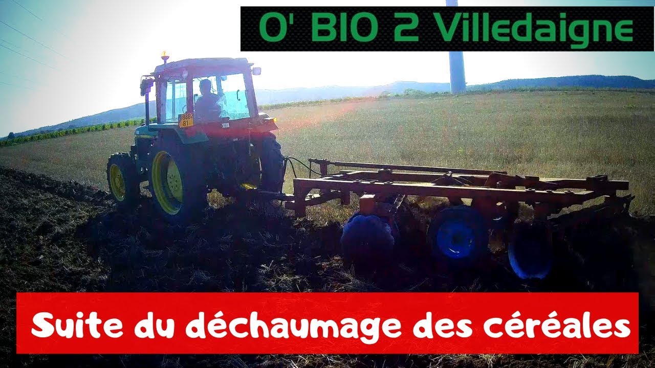🚜🚜Je continue le d&eacute;chaumage des champs de c&eacute;r&eacute;ales