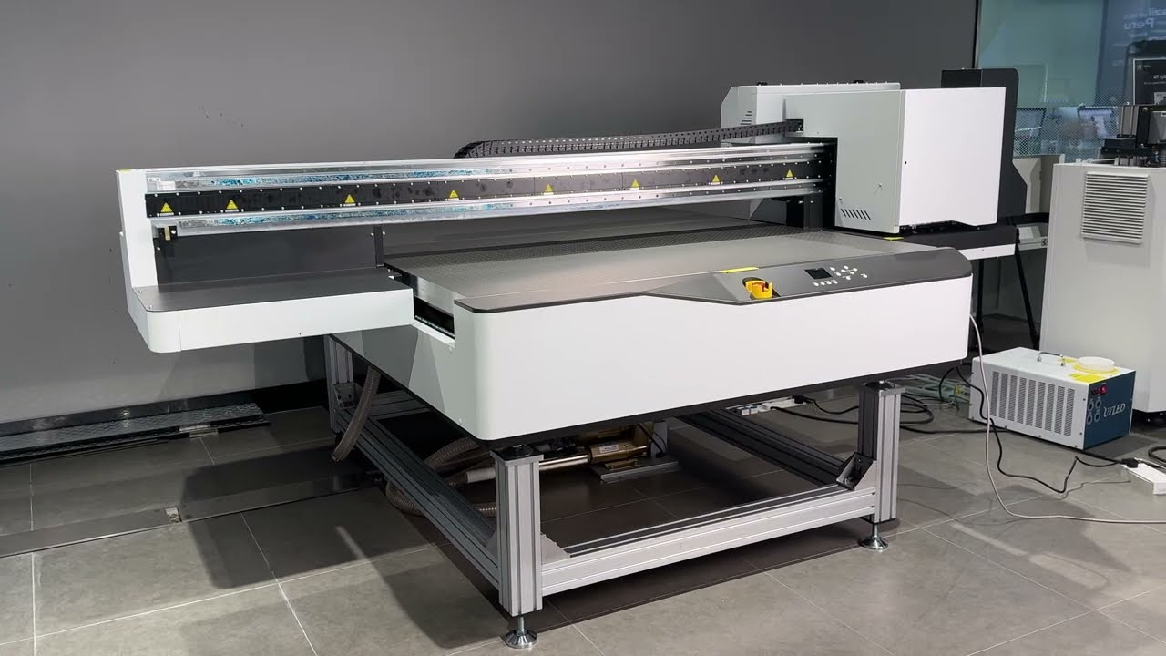 Visual Positioning UV Flatbed Printer 1315 Directly Printing on Rigid Substrates & Promotional Items