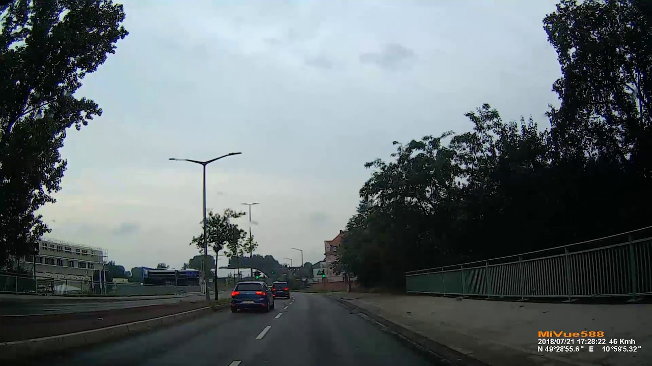 D: Stadt Fürth. Fahrt von Oberfürberg bis Nürnberger Straße. Juli 2018