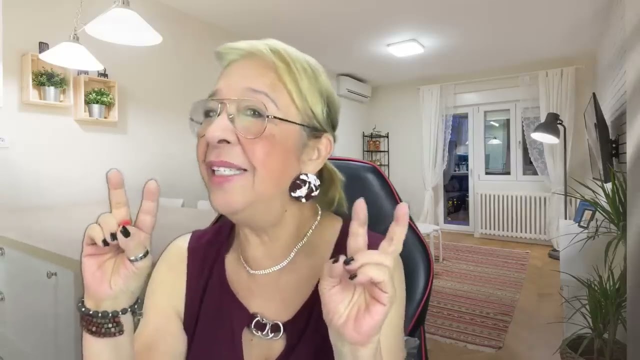 TAURO! SONRISA FINJIDA! NO SABES LO QUE LLEVA POR DENTRO!