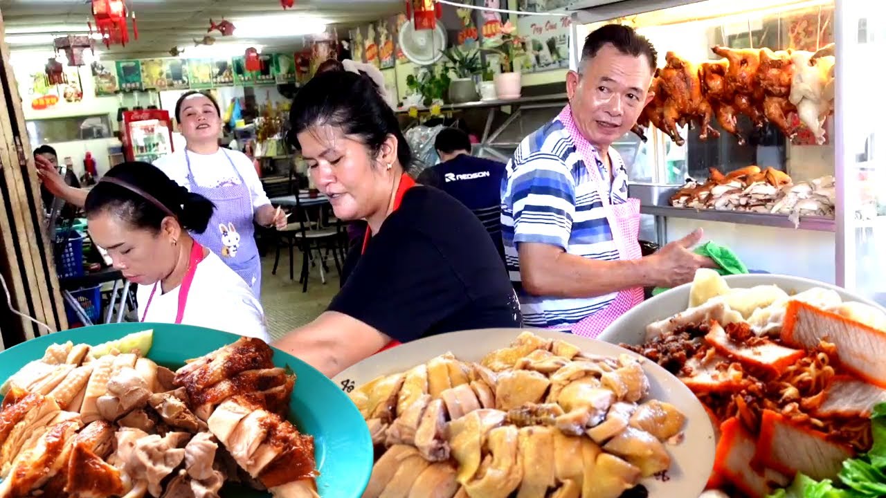 Taste Of Sarawak || Famous Sarawakian Chicken Rice - Roasted Chicken VS Steam Chicken?!!!!