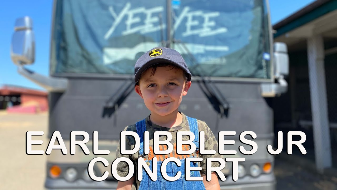 Kaden goes to an Earl Dibbles Jr. / Granger Smith concert at the Douglas County Fair in Roseburg, OR