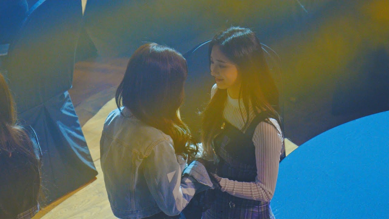 정채연, 주결경 + 기희현,로아 친목 PRISTIN(프리스틴),다이아(DIA)@171115 아시아 아티스트 어워즈 AAA[4k Fancam/직캠]