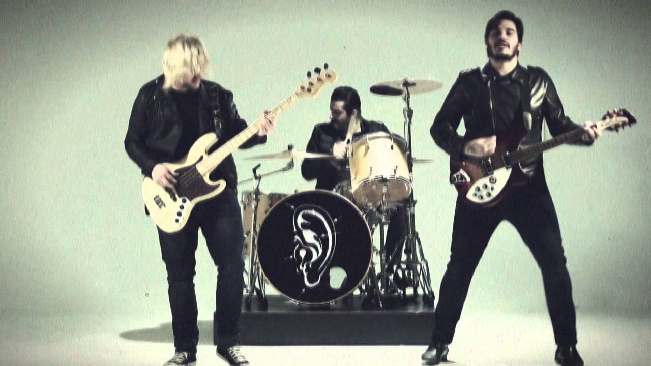 Radiophonics - Um Final Feliz (Clipe Oficial)