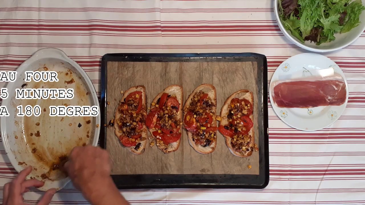 Tartine de tomates rôties, oeuf poché