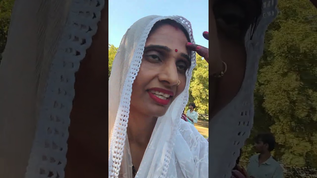 Delhi Kamal mandir ghumne gaye