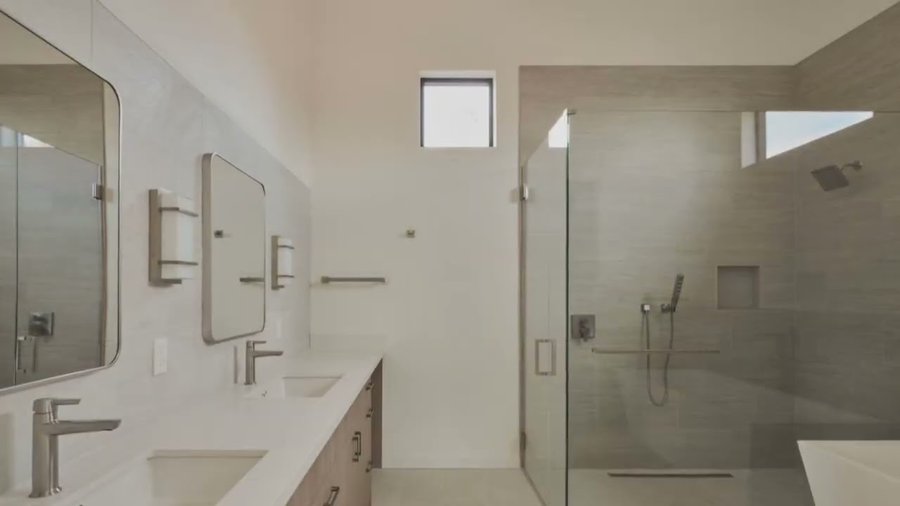 BRAND NEW MODERN ESTATE