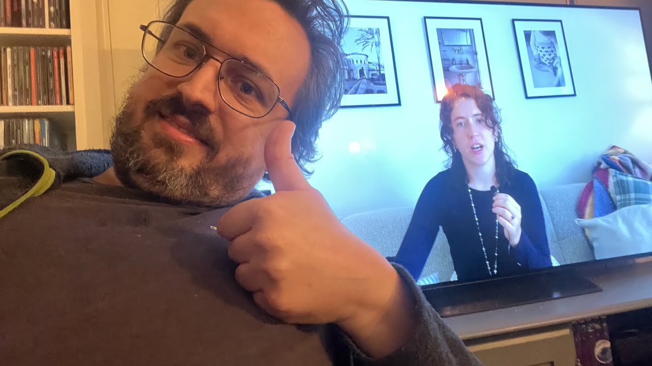 Norwegian reacting to American Living in Norway 