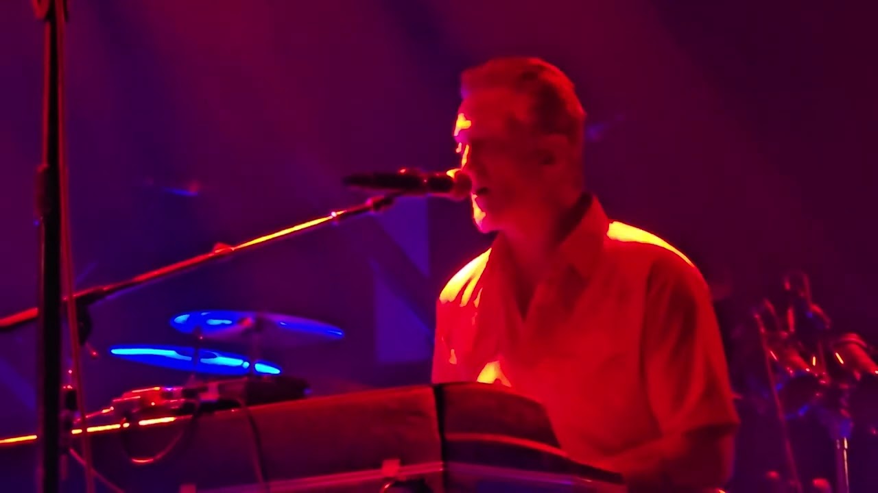 QOTSA - The vampyre of time and memory @ Coliseum a Coruña, 18 june 2024