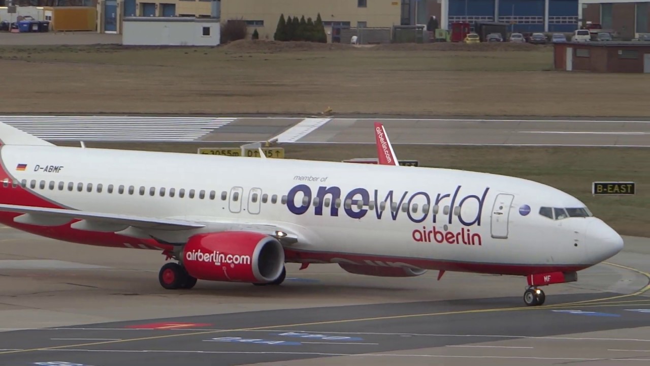 Airberlin Boeing 737-800 with Oneworld livery