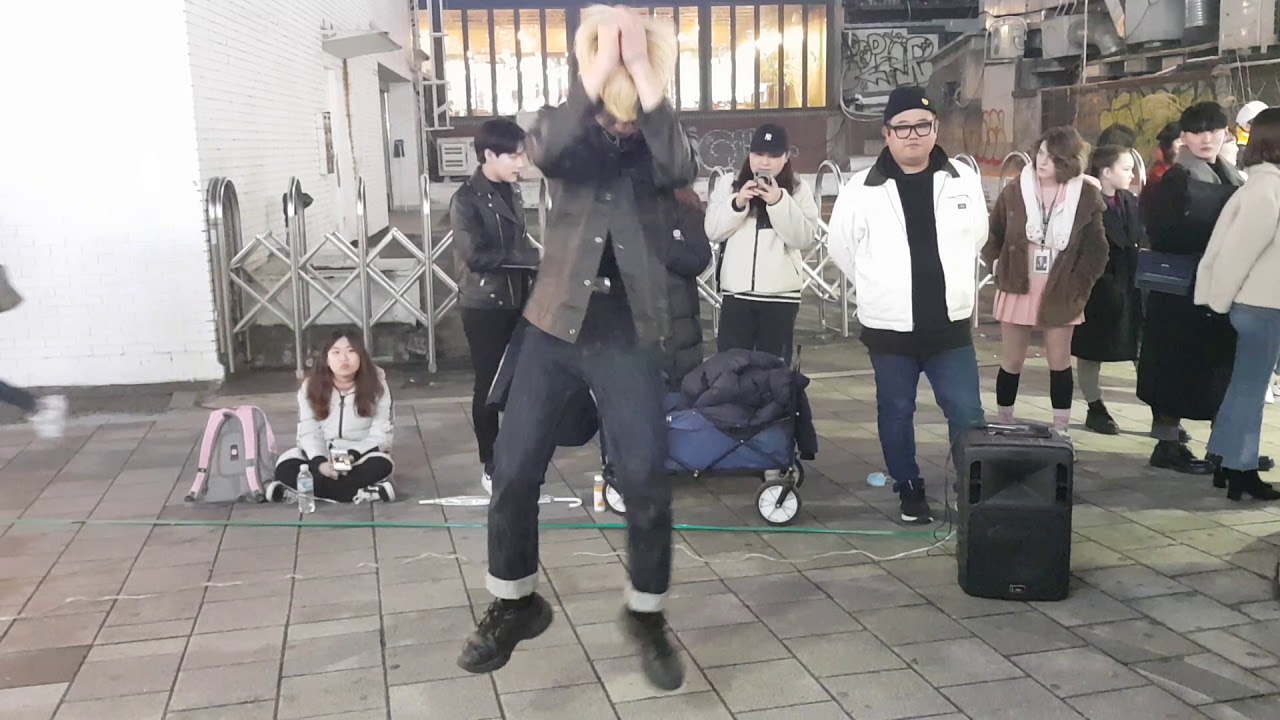 2019년12월10일에너자이주팀 홍대버스킹(3)
