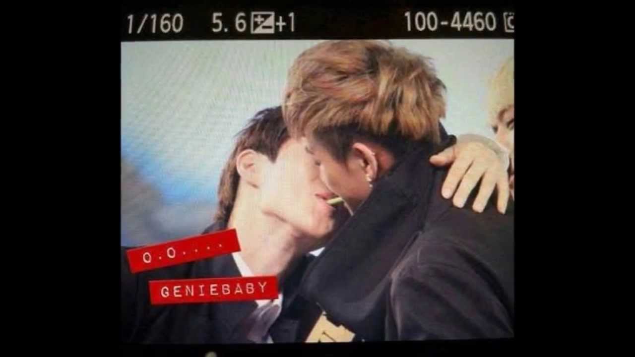130729 Taoho kissing steps &hearts;_&hearts;