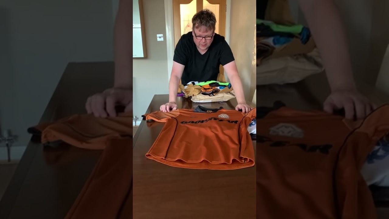 Vintage football shirts unveiling  - ORIGINAL 1980s shirts